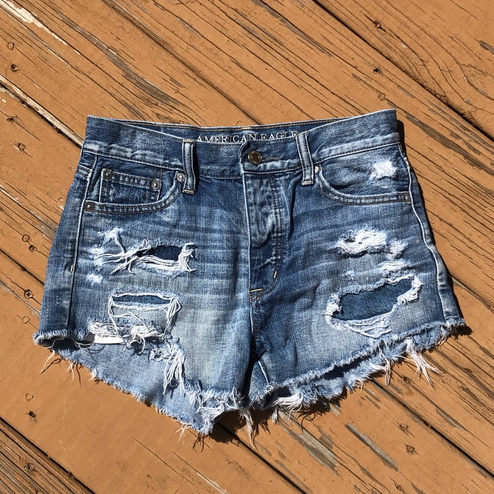 American Eagle Festival Distressed Shorts